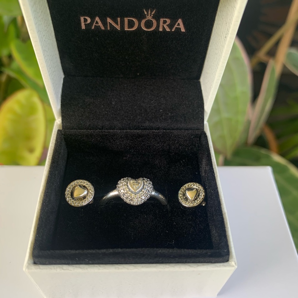 Pandora Heart Set. Ring size 56/7 and earrings